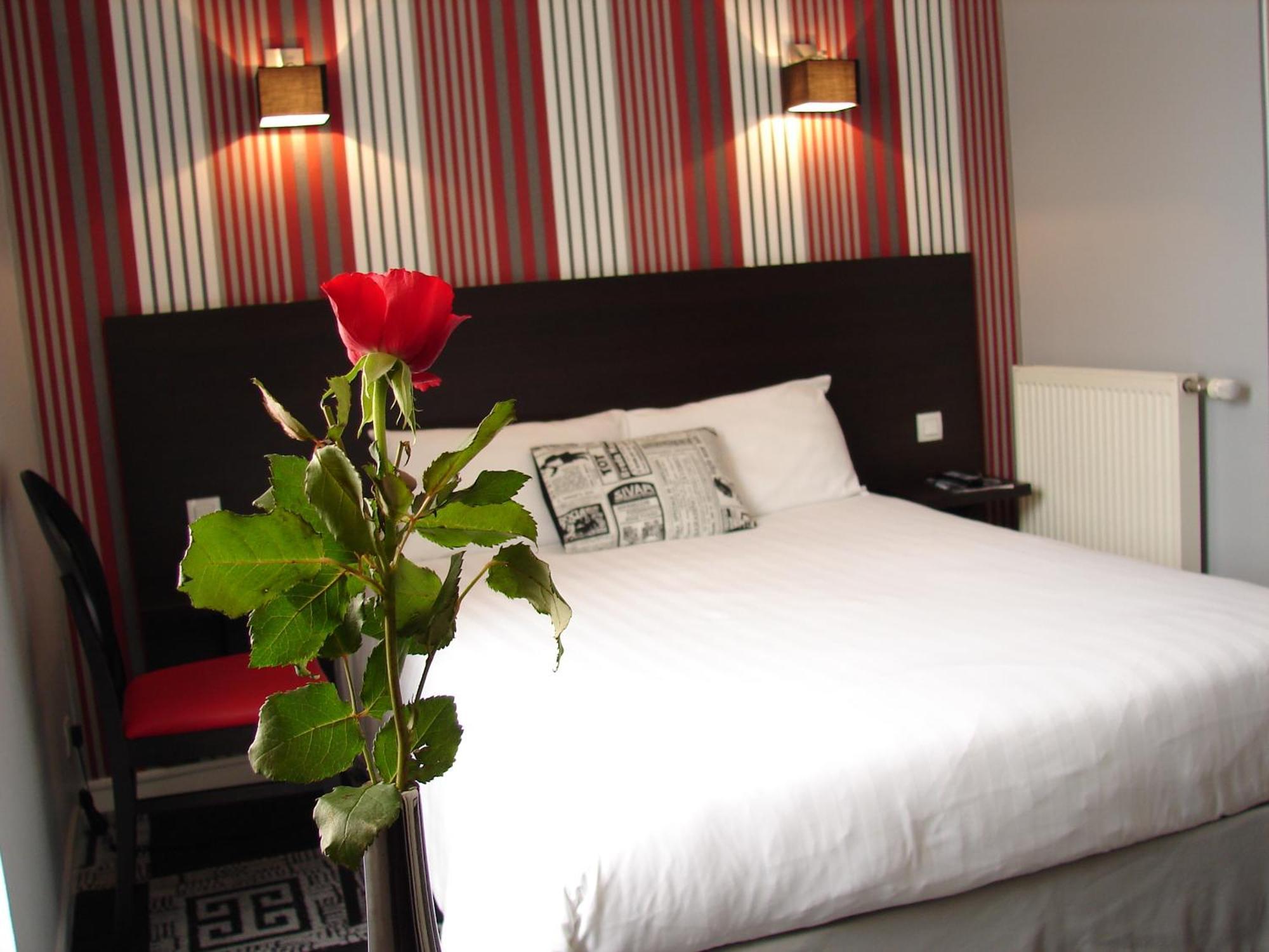 Hotel Le Charleston Λε Μανς Εξωτερικό φωτογραφία